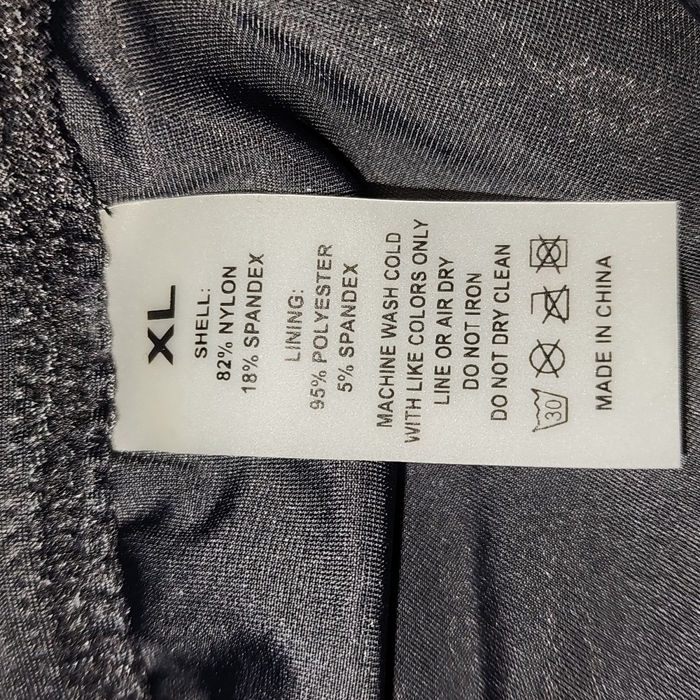 2 piece Swimsuit XL - Picture 8 of 9